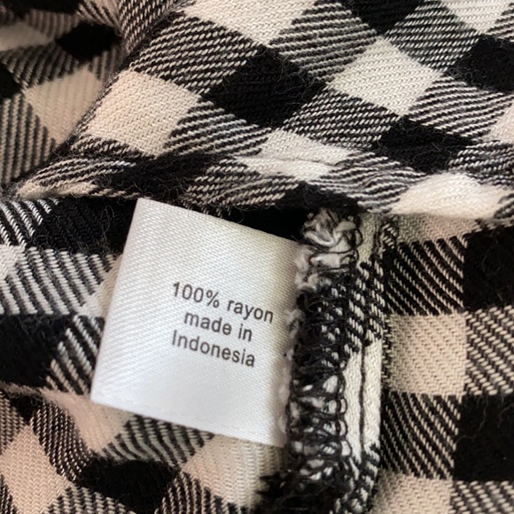 Lane Bryant Checked Flannel - Picture 5 of 5